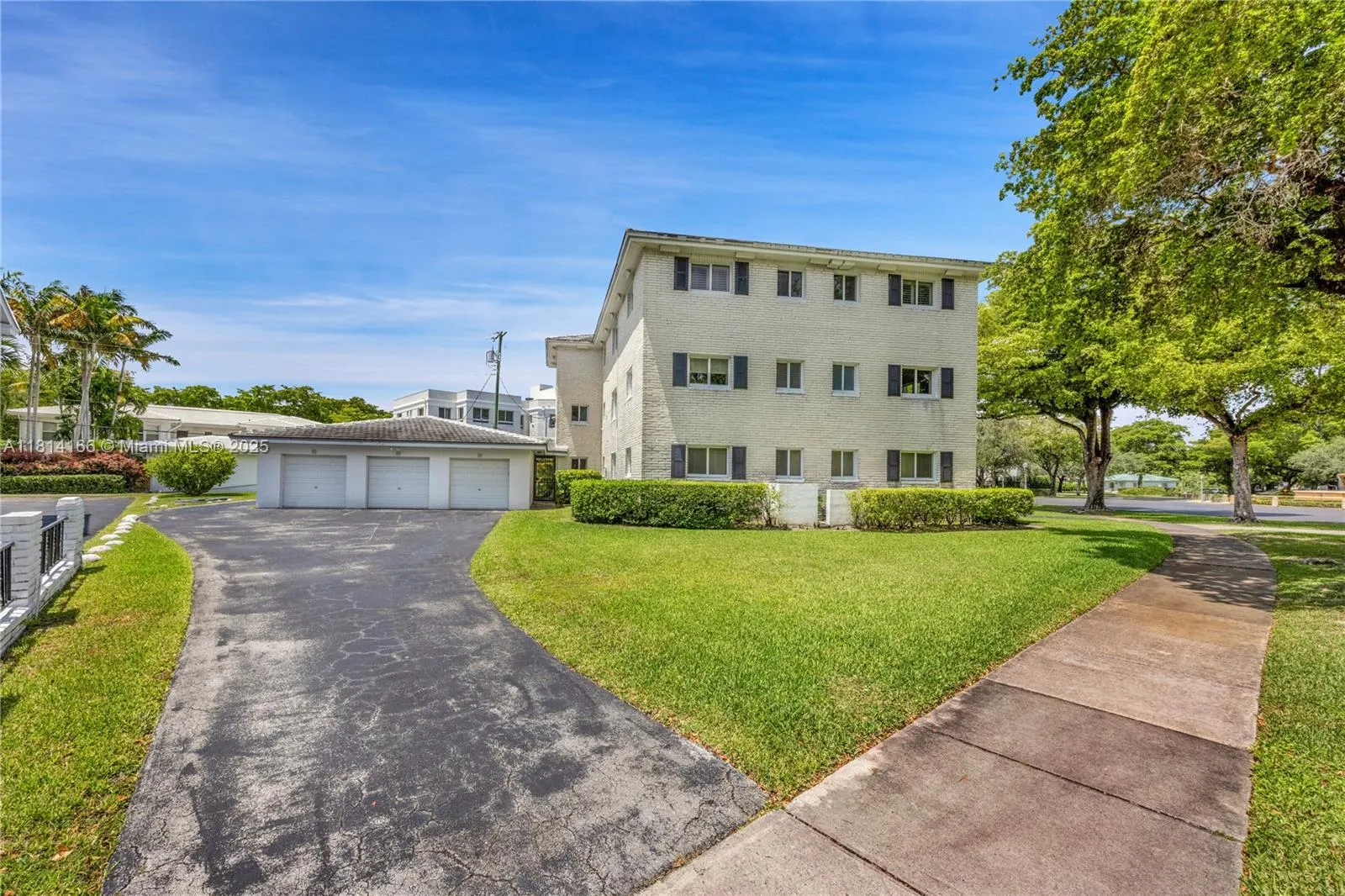 2825 Granada Blvd, #3B