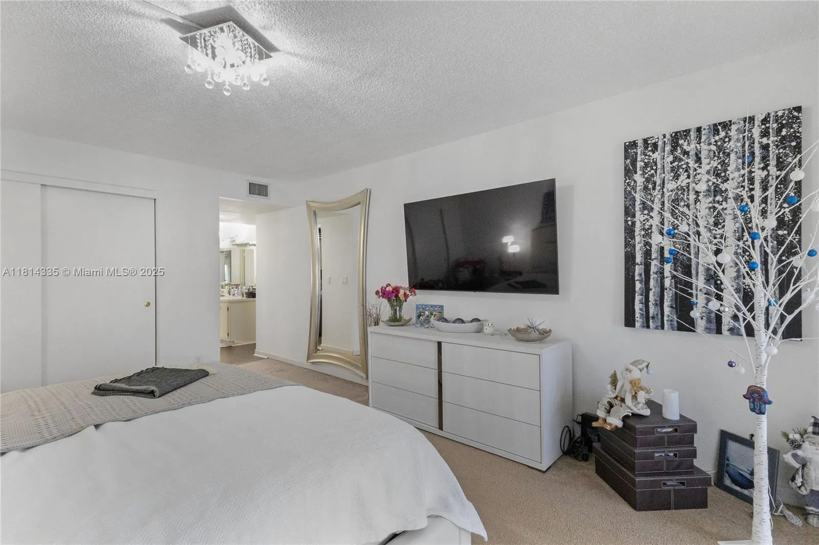 5749 Camino Del Sol, #403