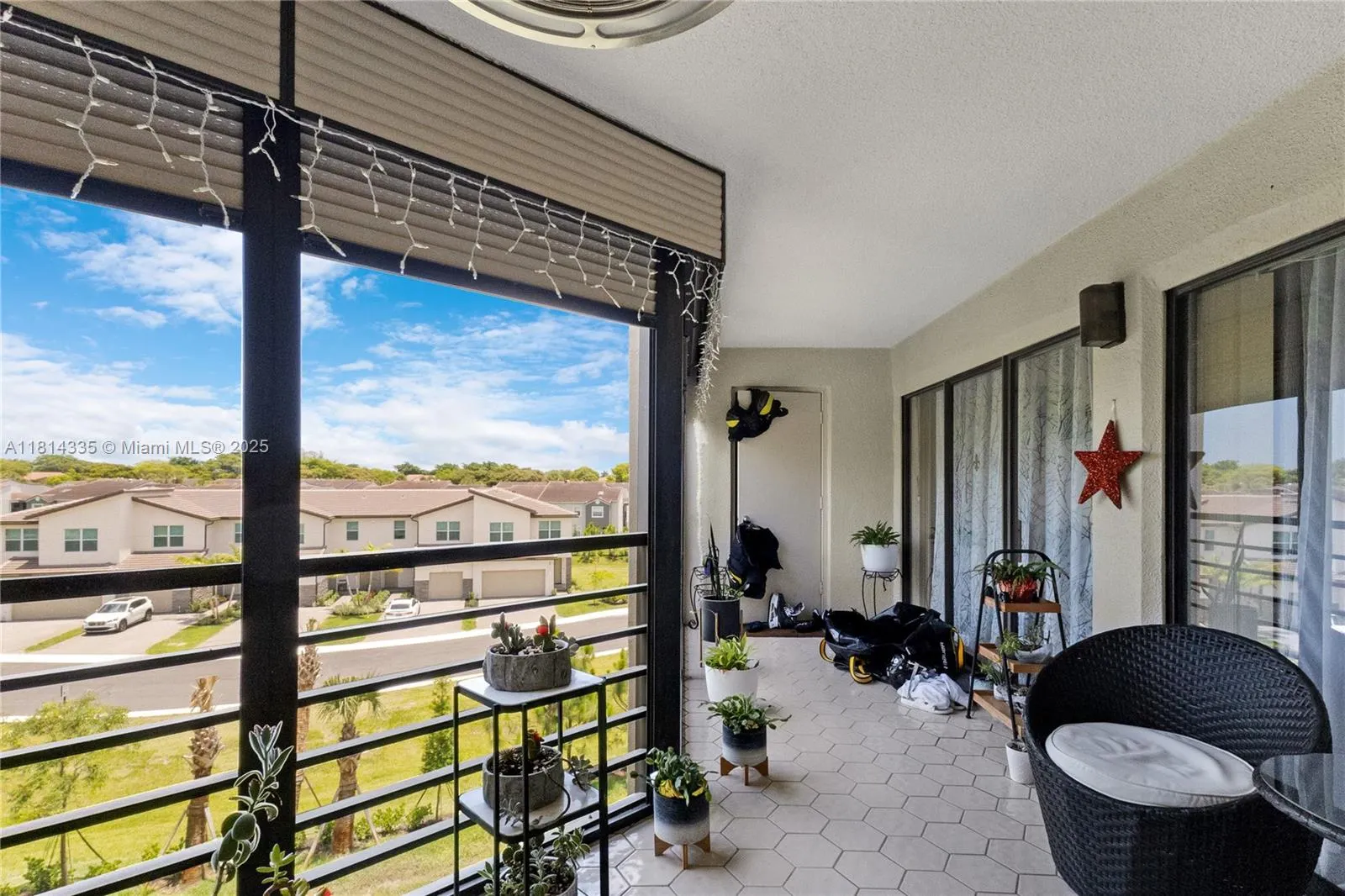 5749 Camino Del Sol, #403