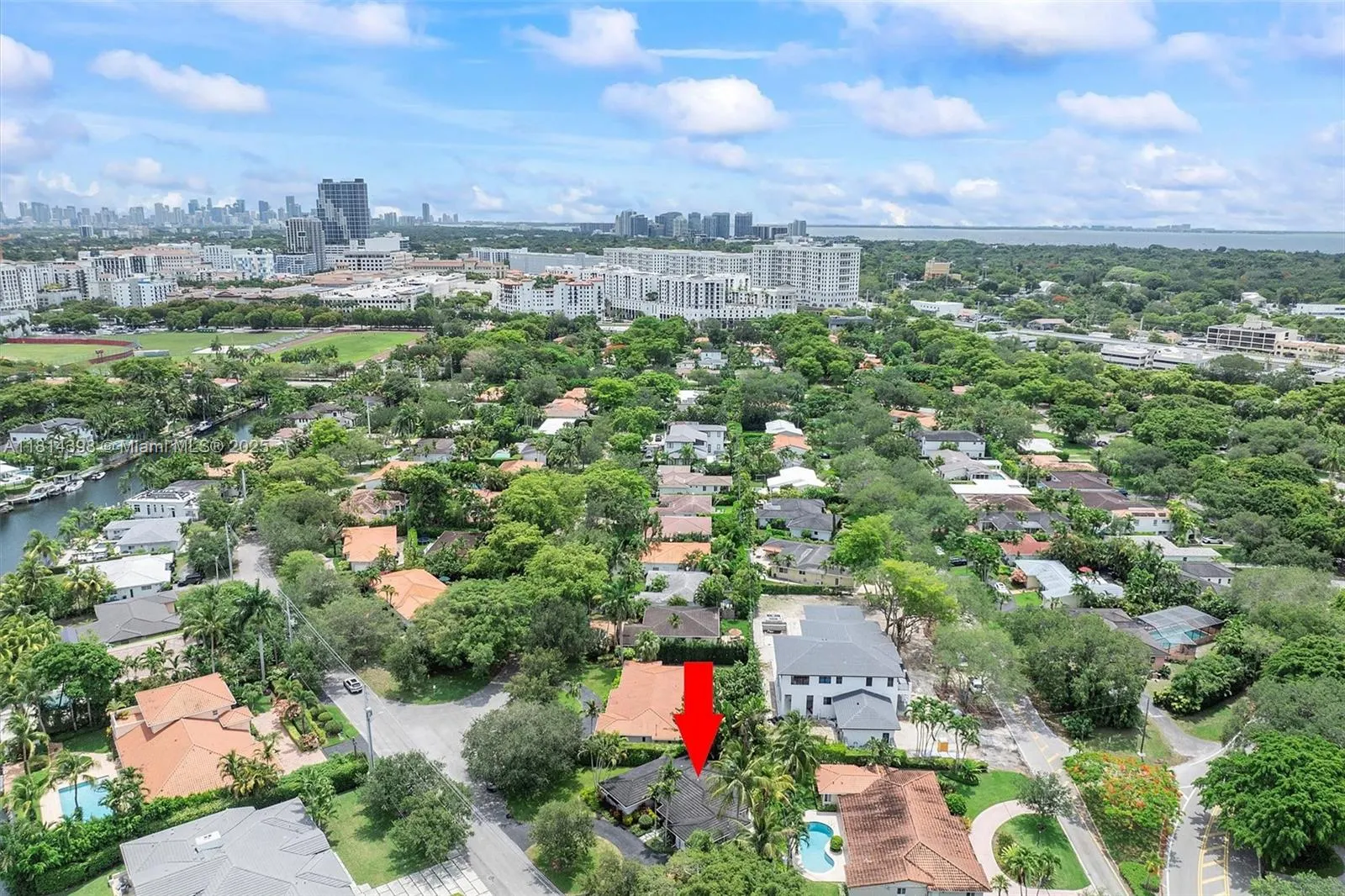 700 Vilabella Ave