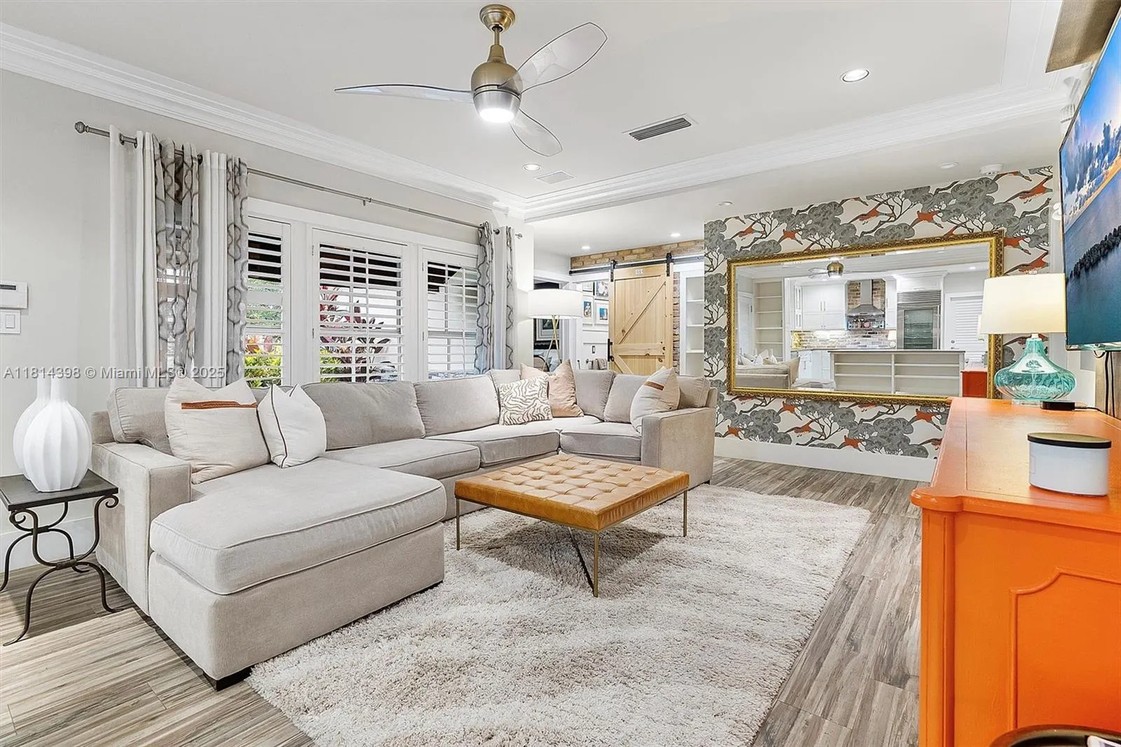 700 Vilabella Ave