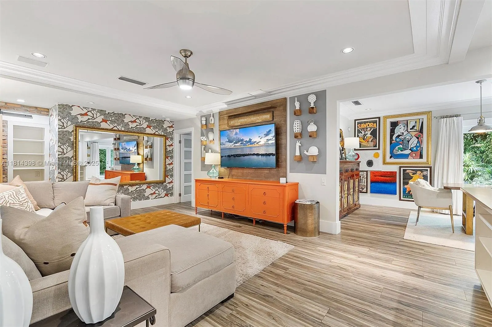 700 Vilabella Ave