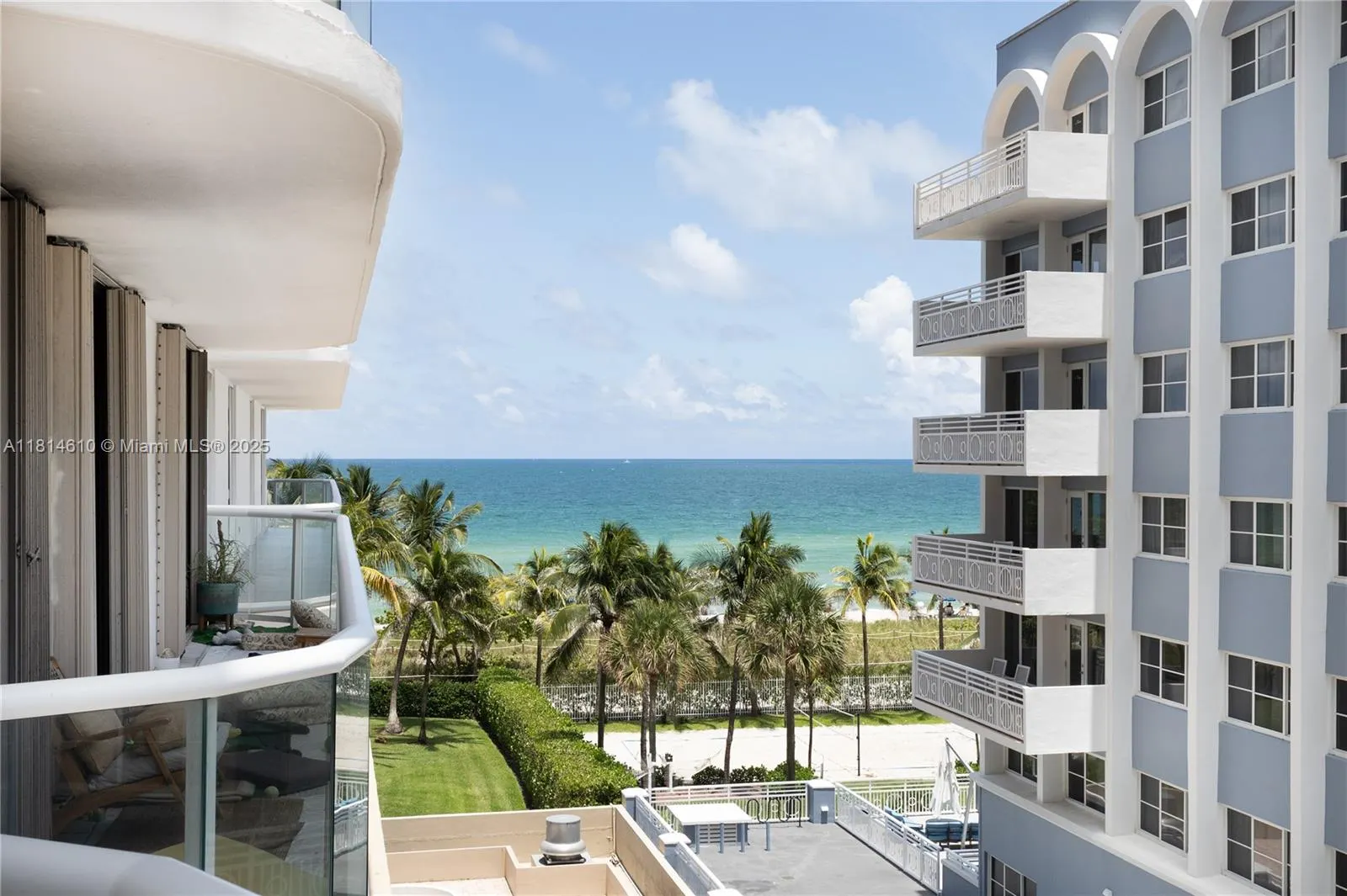 8855 COLLINS AVE, #4G
