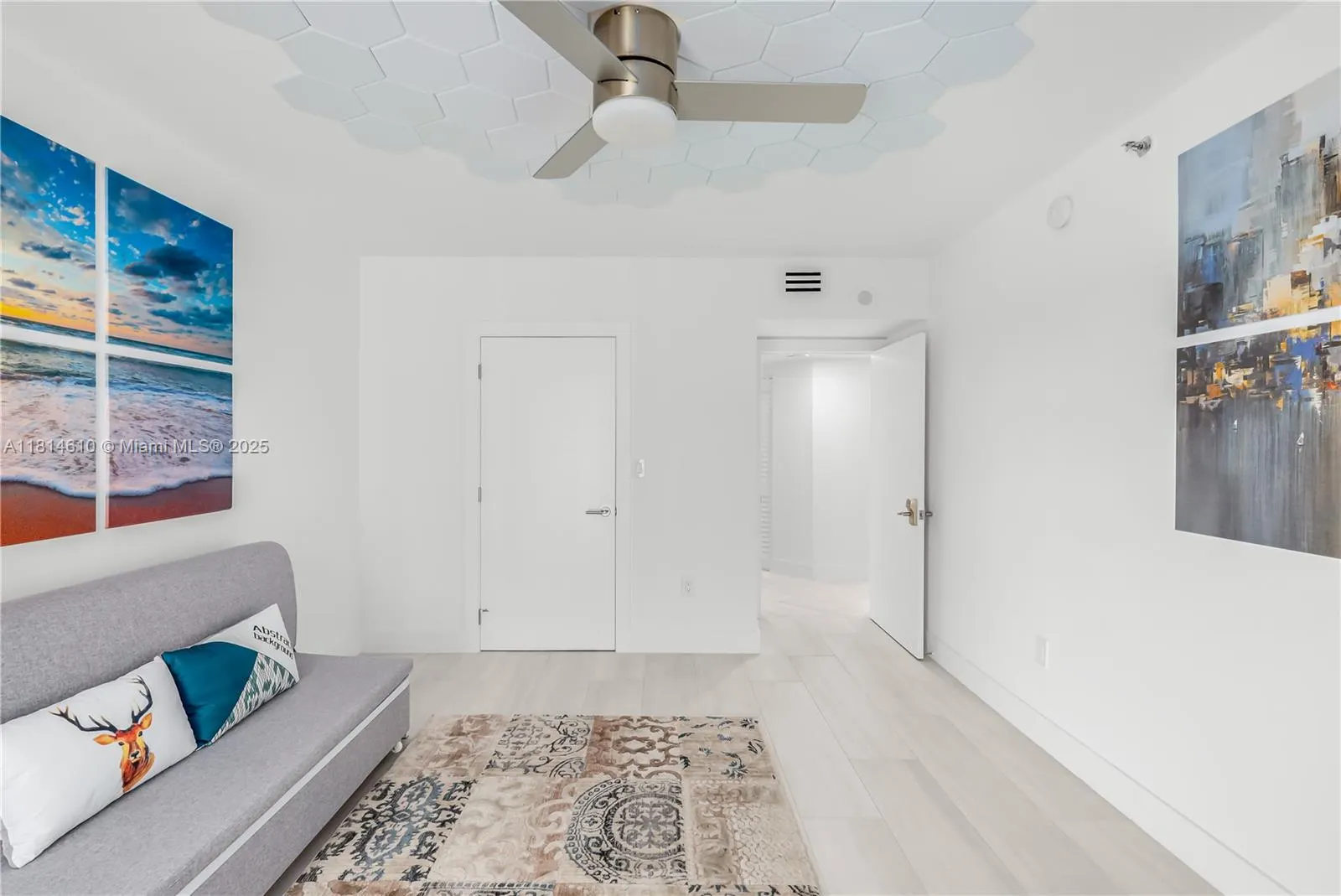 8855 COLLINS AVE, #4G