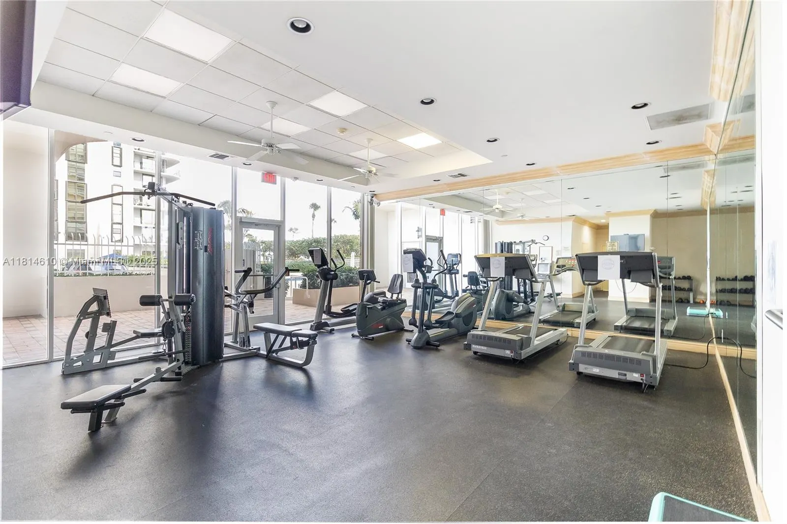 8855 COLLINS AVE, #4G