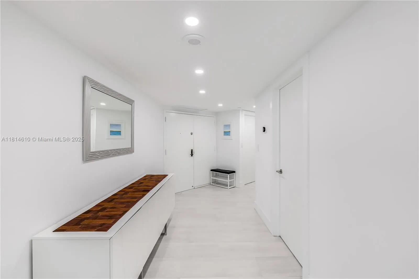 8855 COLLINS AVE, #4G
