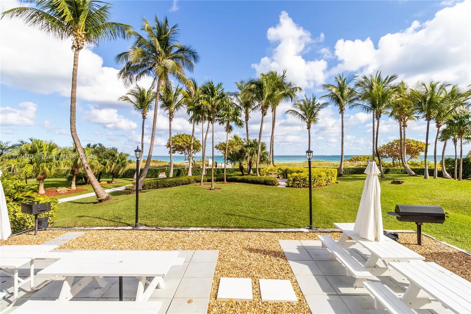 8855 COLLINS AVE, #4G
