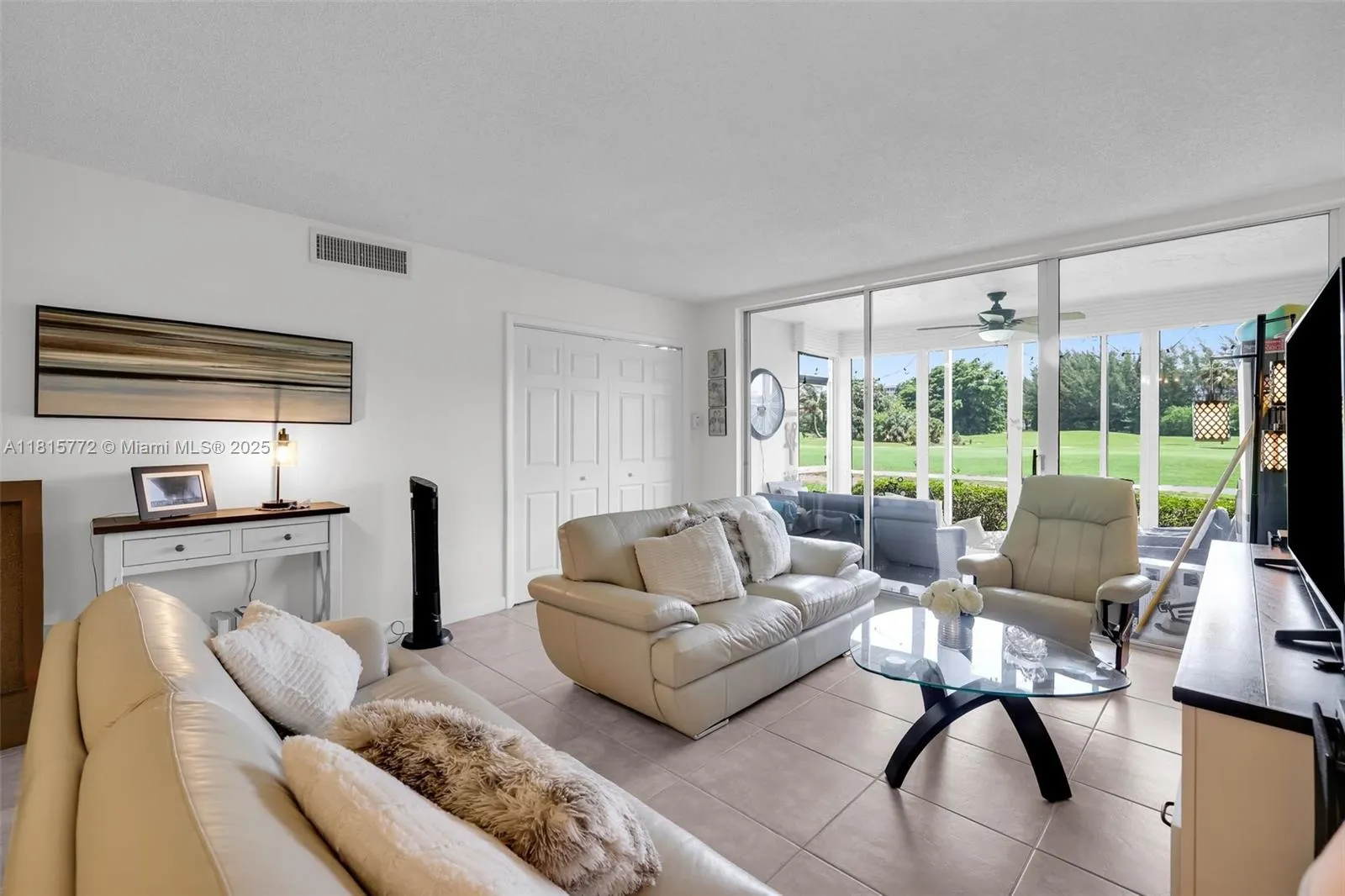 3301 S Palm Aire Dr, #106