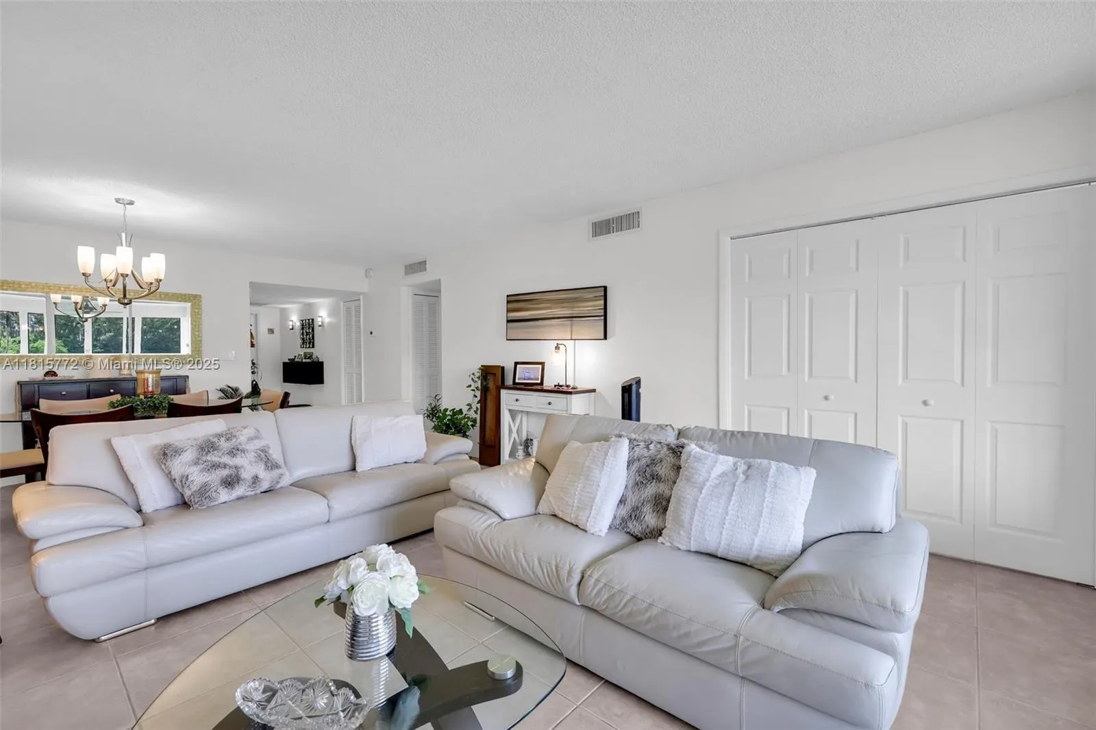 3301 S Palm Aire Dr, #106
