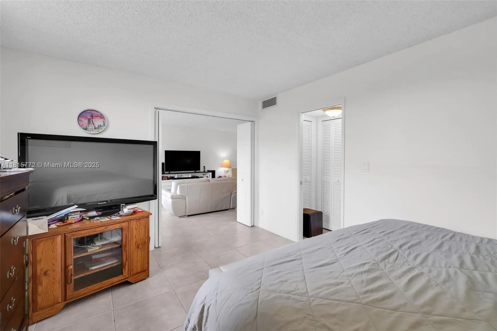 3301 S Palm Aire Dr, #106