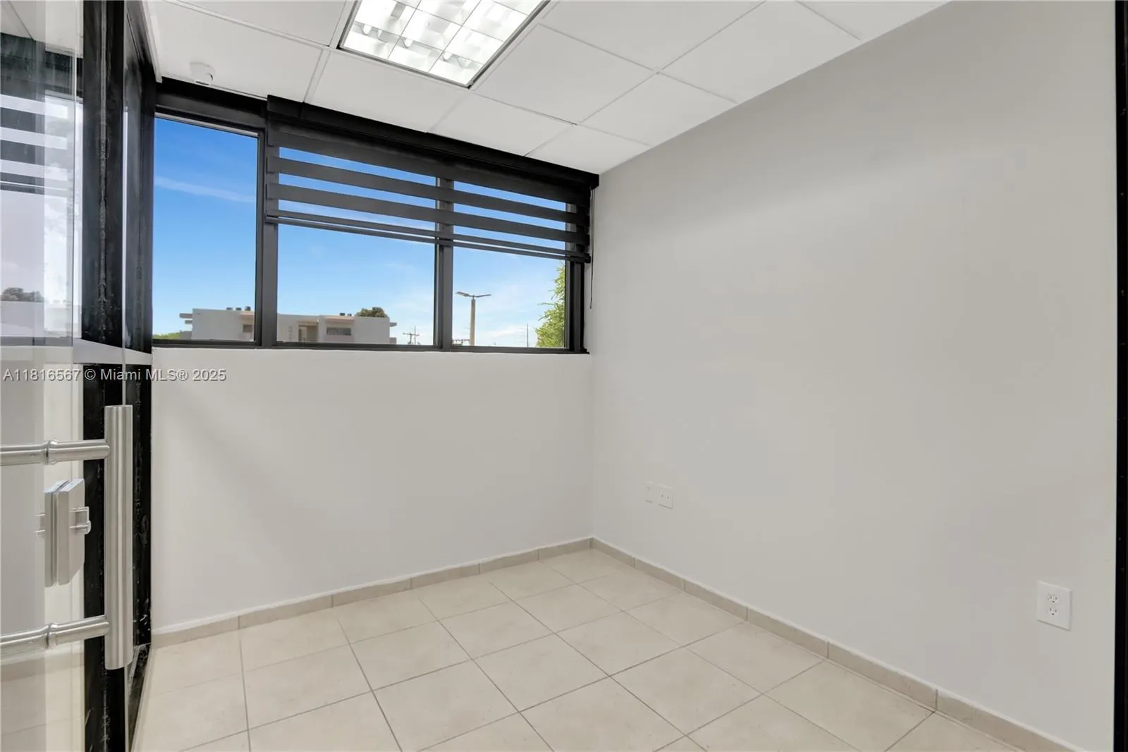 814 Ponce De Leon Blvd, #219