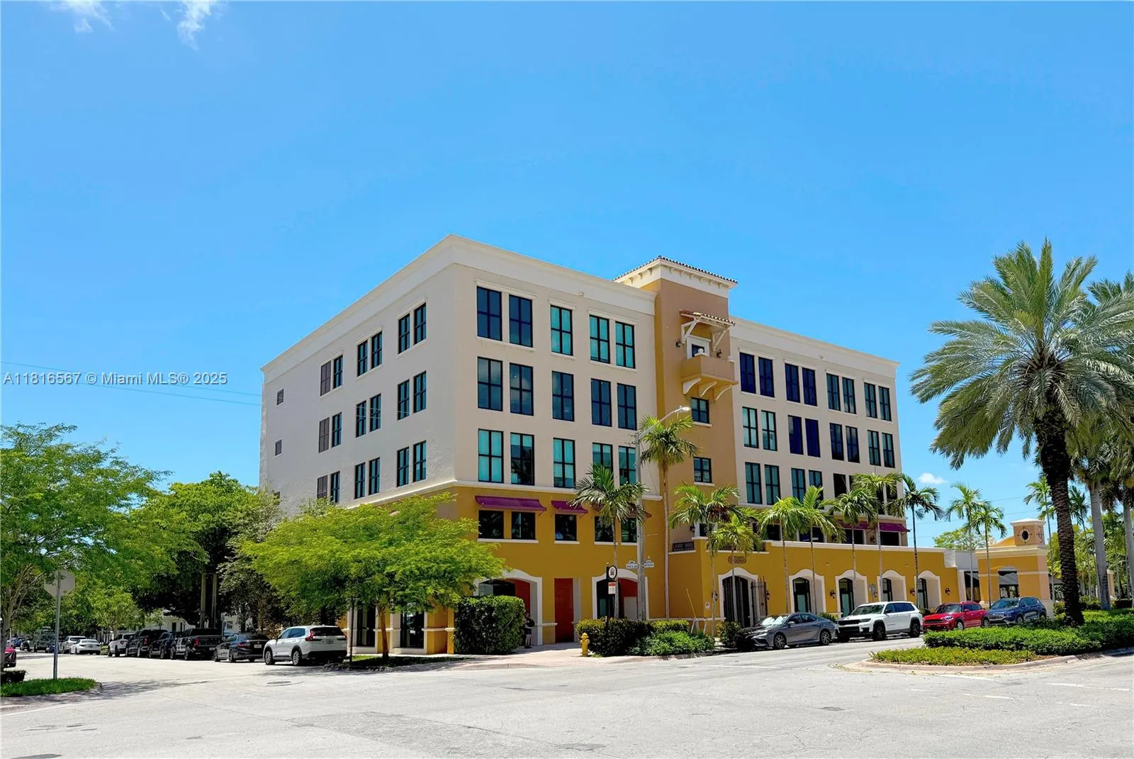 814 Ponce De Leon Blvd, #219