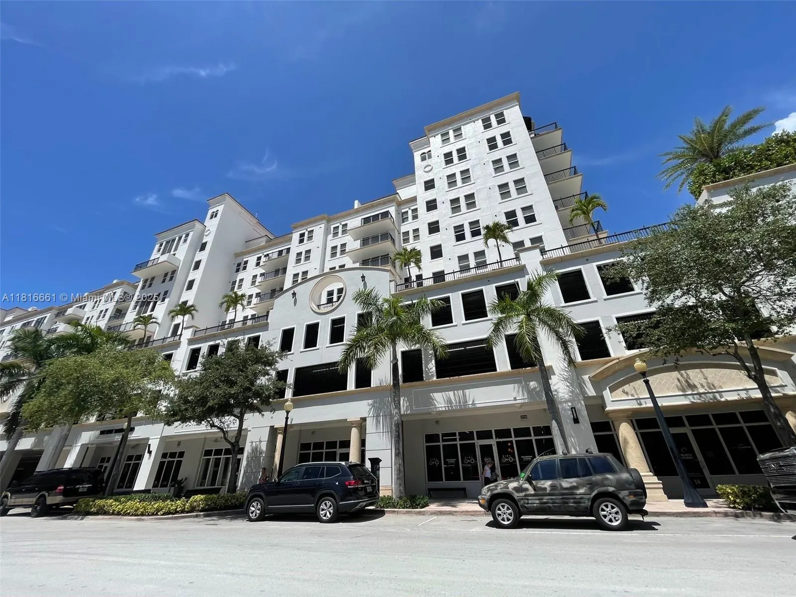 4100 Salzedo St, #505
