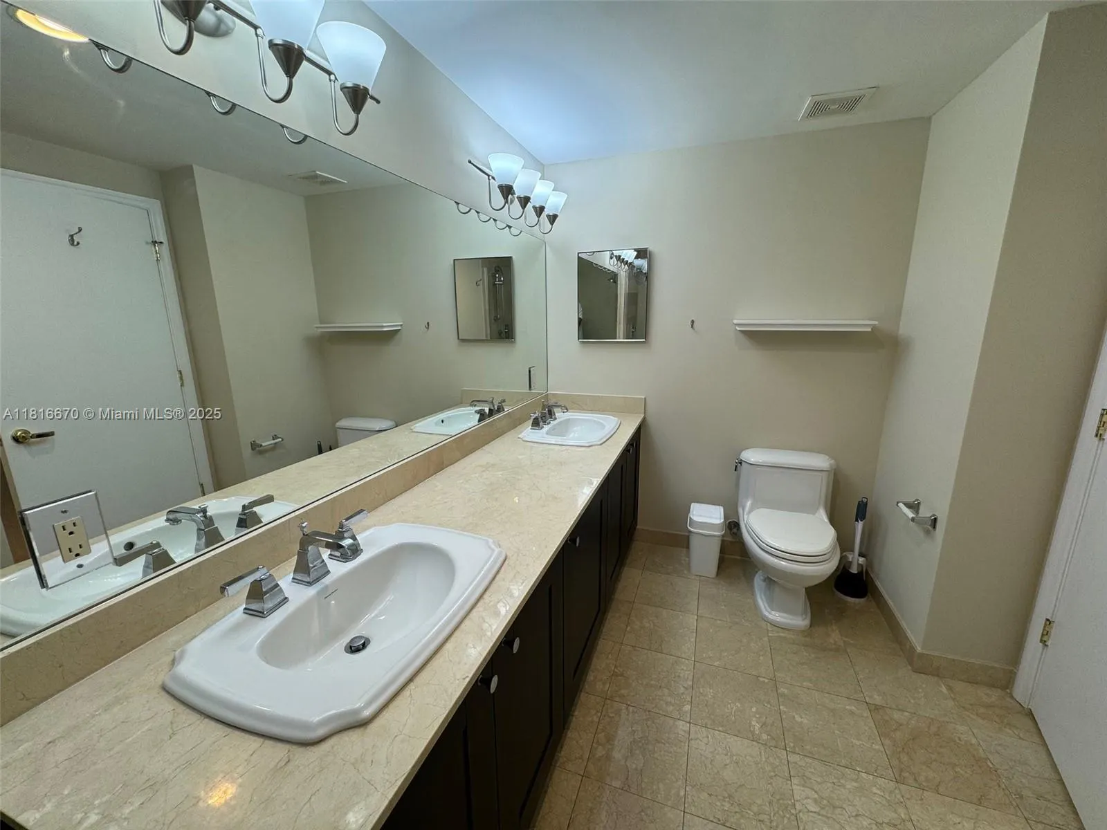 4100 Salzedo St, #910