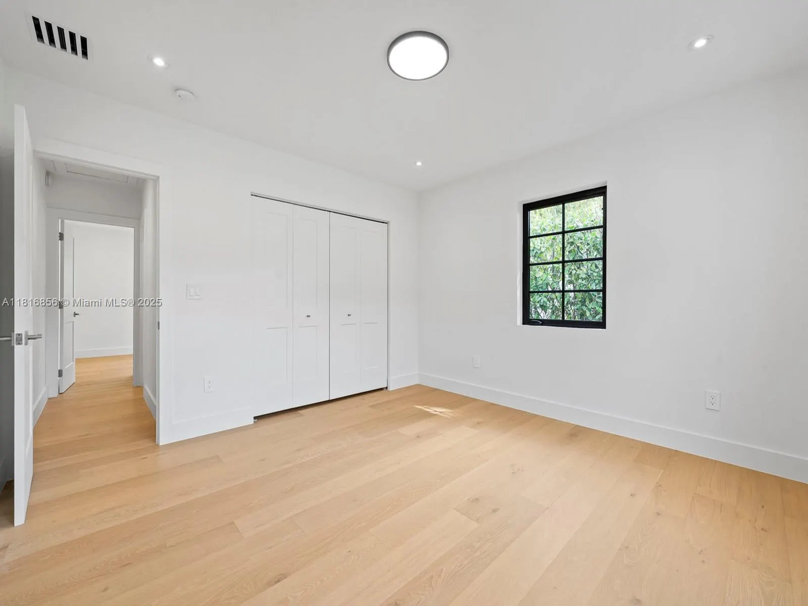39 Palermo Ave