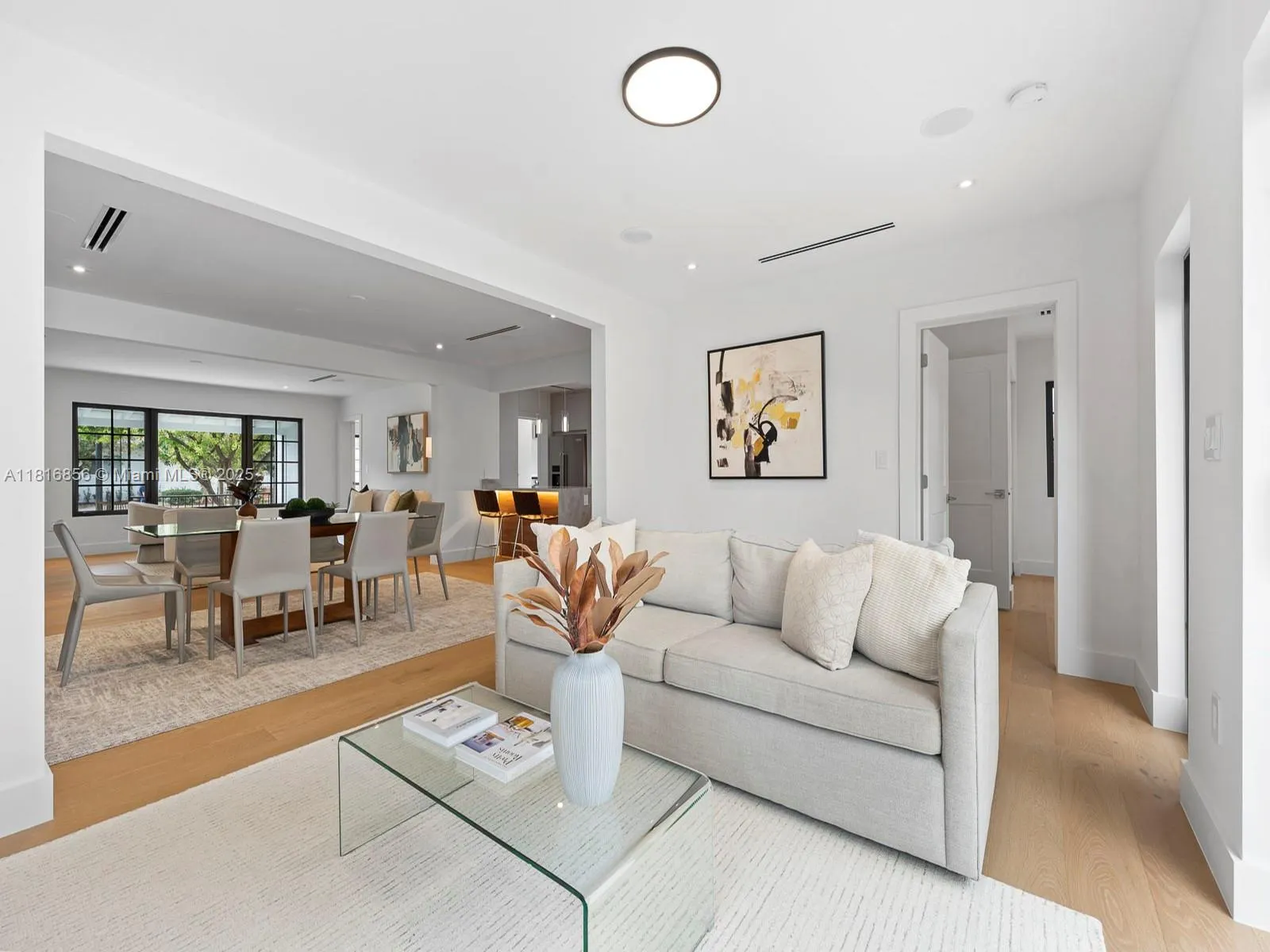 39 Palermo Ave