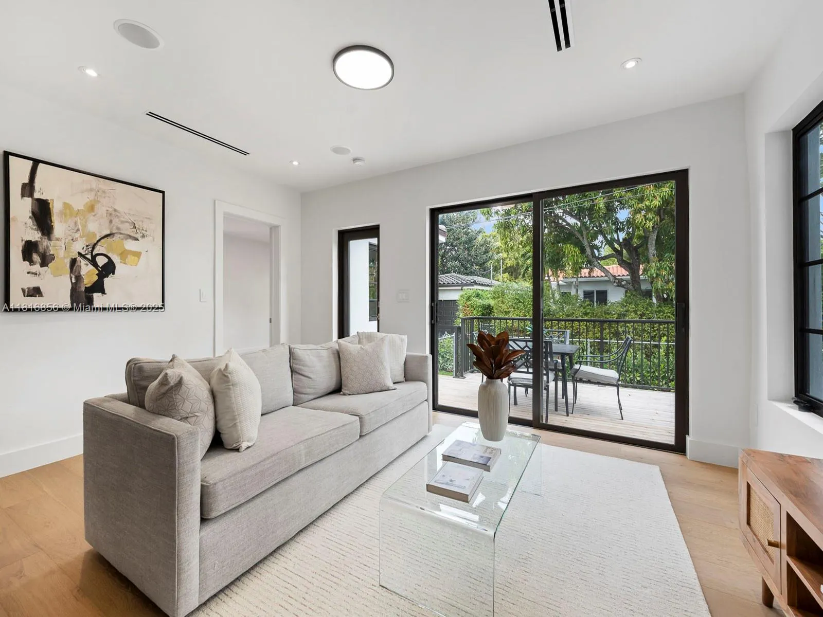 39 Palermo Ave