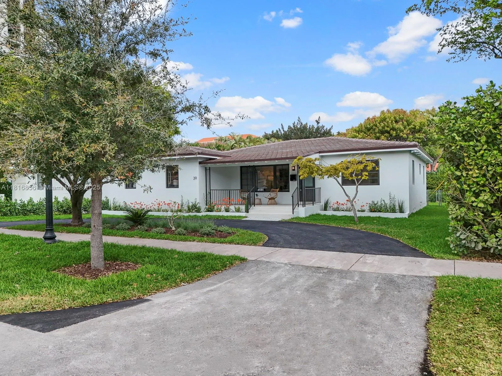 39 Palermo Ave