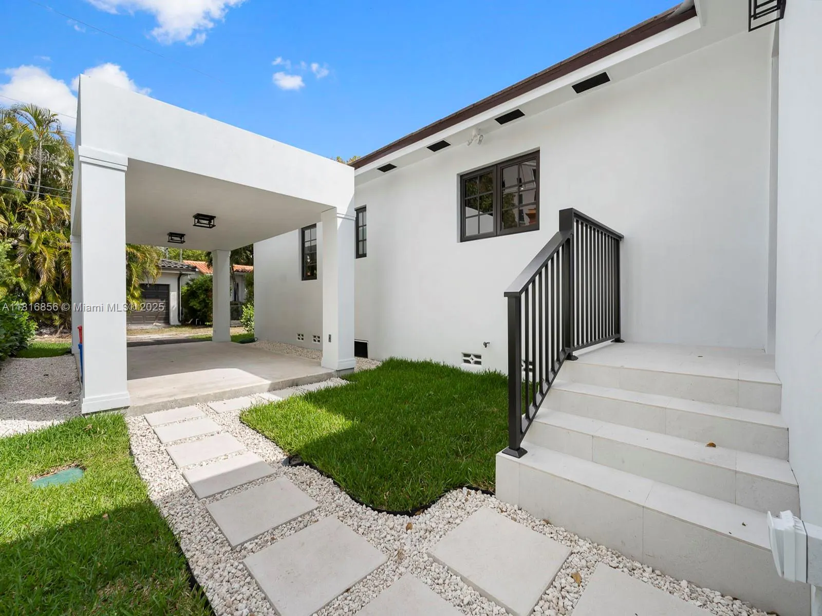 39 Palermo Ave