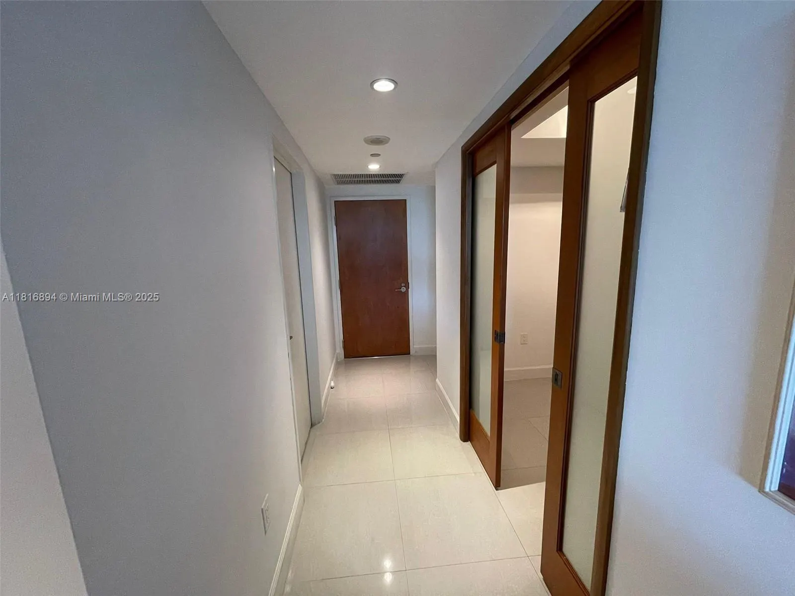 9401 Collins Ave, #401
