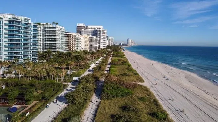 9401 Collins Ave, #401