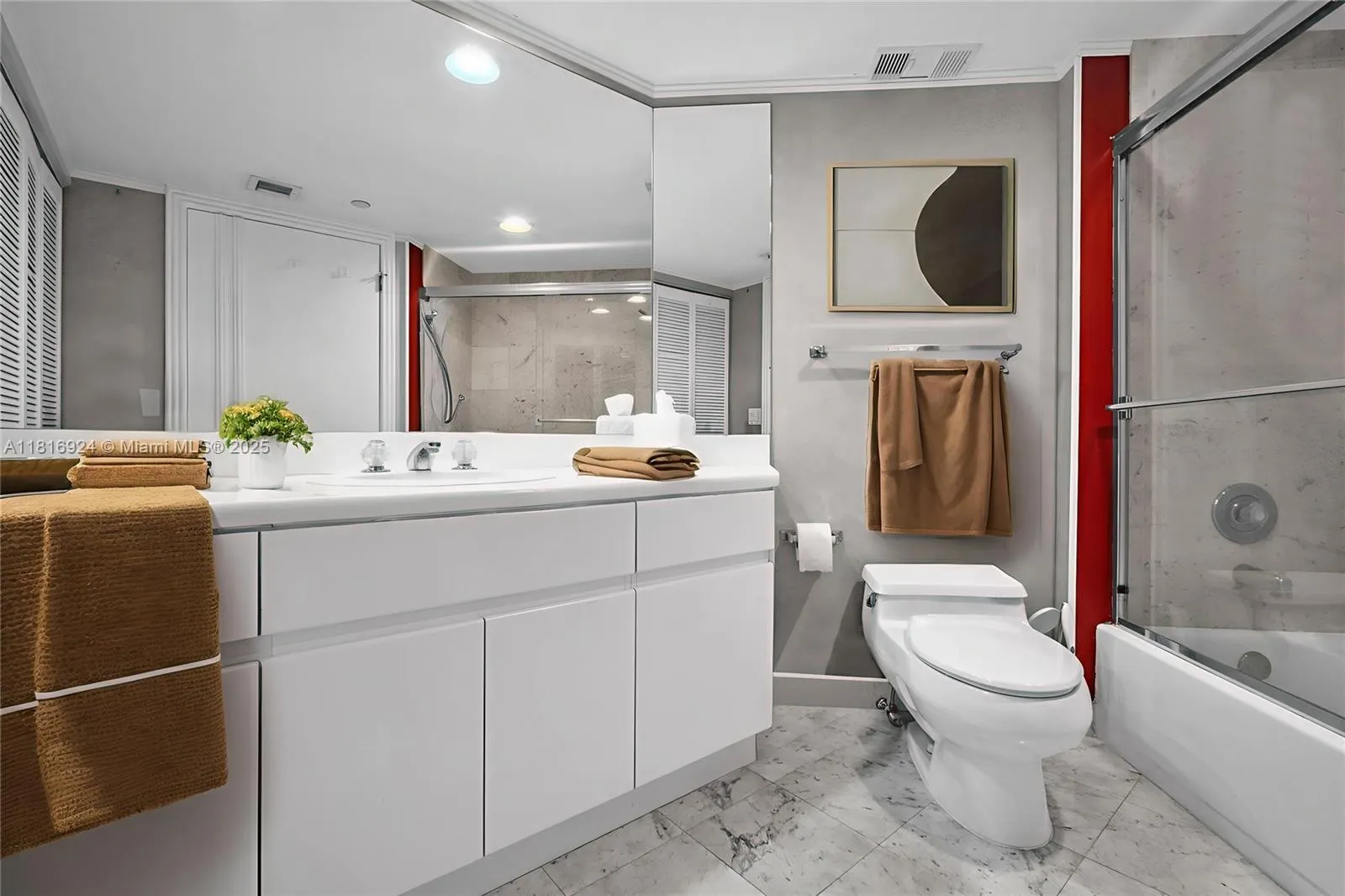 16445 Collins Ave (Direct Ocean View /Corner Unit), #1426