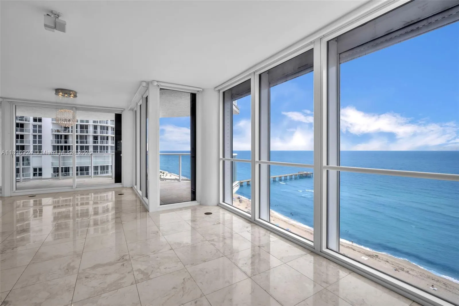 16445 Collins Ave (Direct Ocean View /Corner Unit), #1426