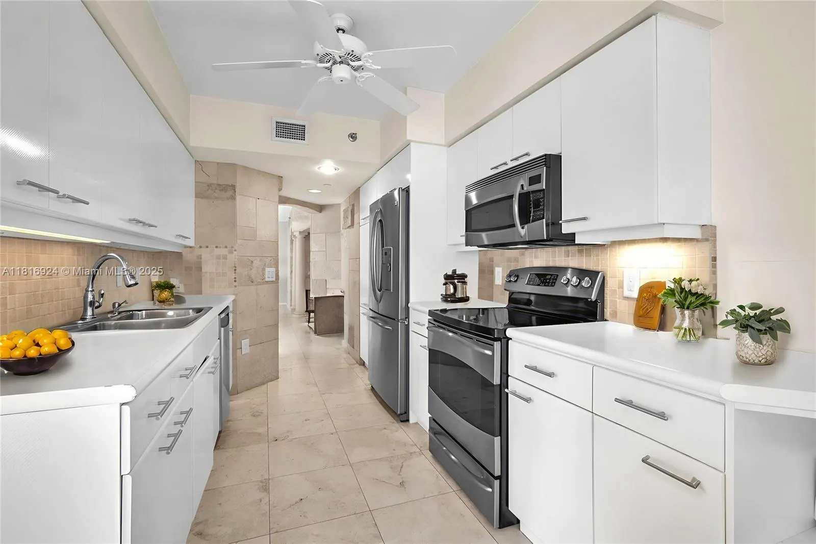 16445 Collins Ave (Direct Ocean View /Corner Unit), #1426
