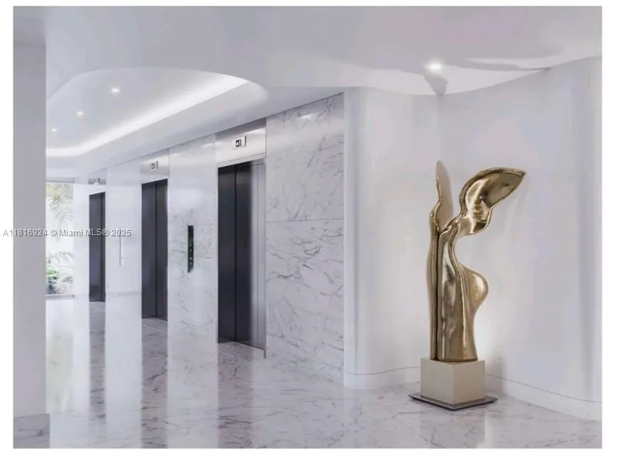 16445 Collins Ave (Direct Ocean View /Corner Unit), #1426