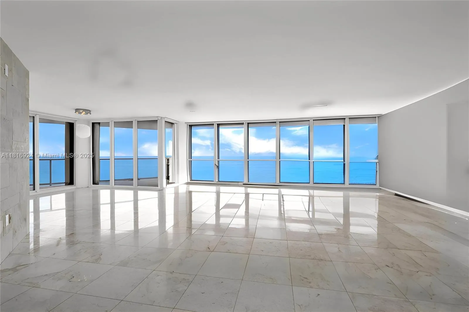 16445 Collins Ave (Direct Ocean View /Corner Unit), #1426