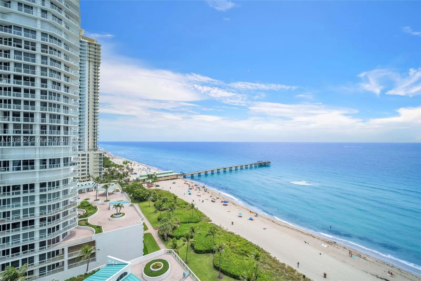 16445 Collins Ave (Direct Ocean View /Corner Unit), #1426