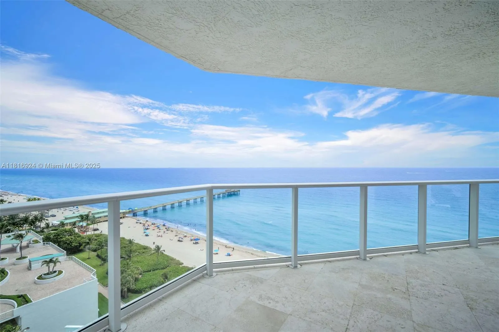 16445 Collins Ave (Direct Ocean View /Corner Unit), #1426