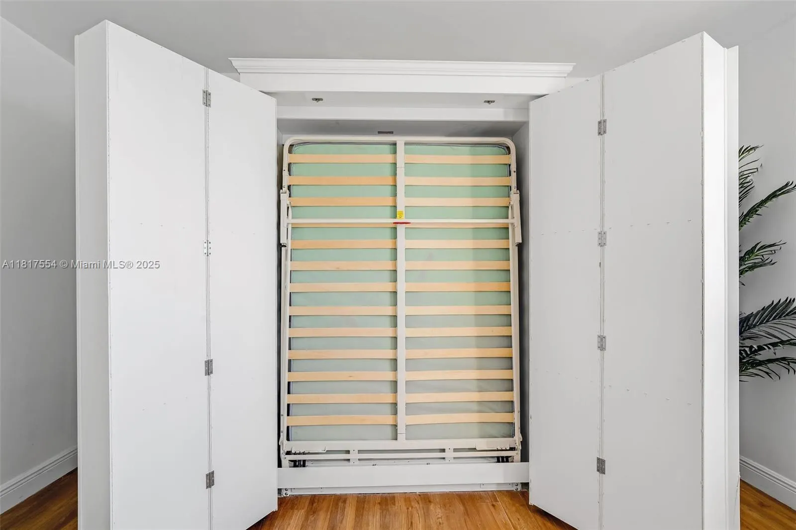 200 Wrenn Street, #PENTHOUSE 701