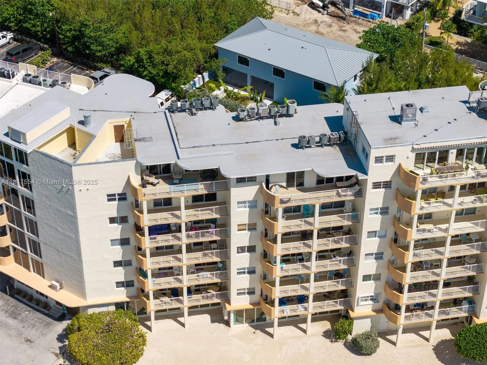 200 Wrenn Street, #PENTHOUSE 701
