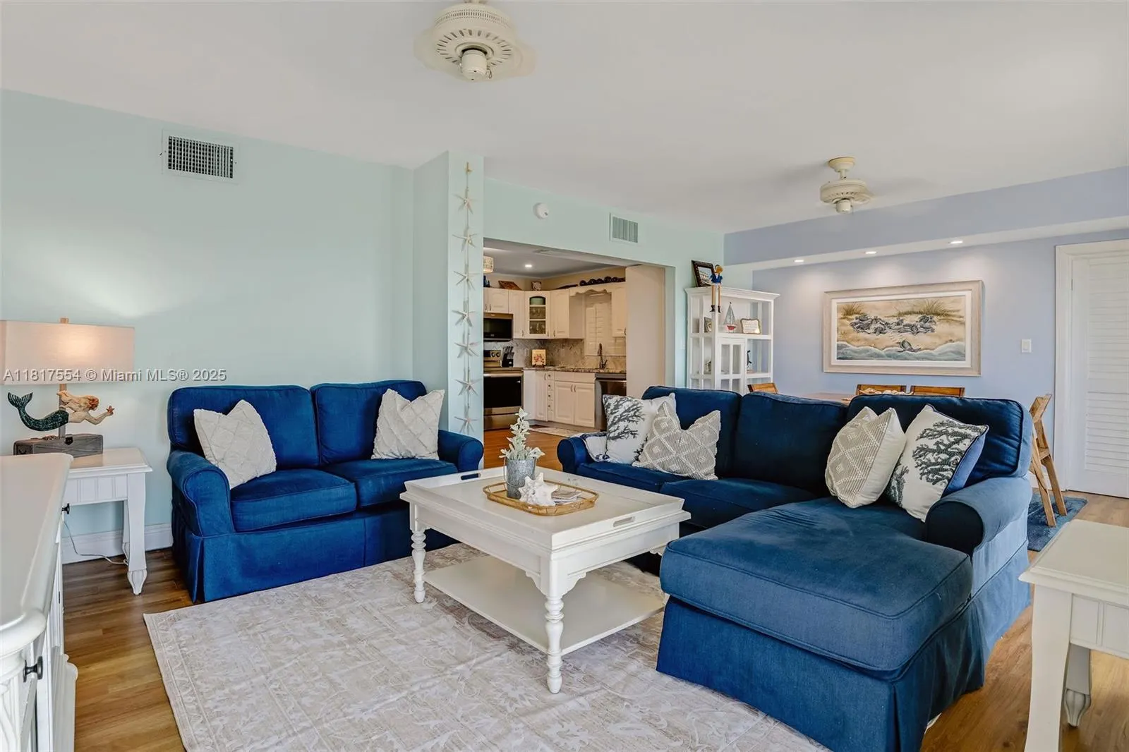 200 Wrenn Street, #PENTHOUSE 701
