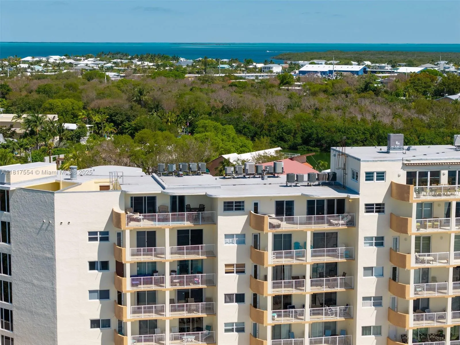 200 Wrenn Street, #PENTHOUSE 701