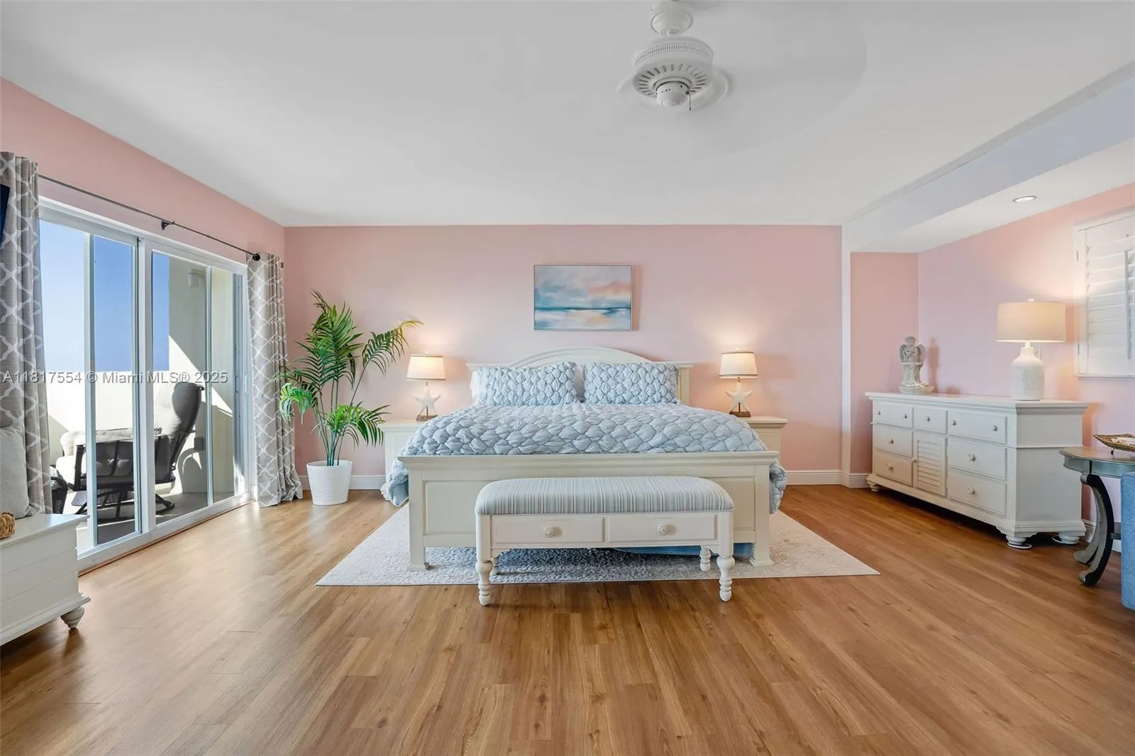 200 Wrenn Street, #PENTHOUSE 701