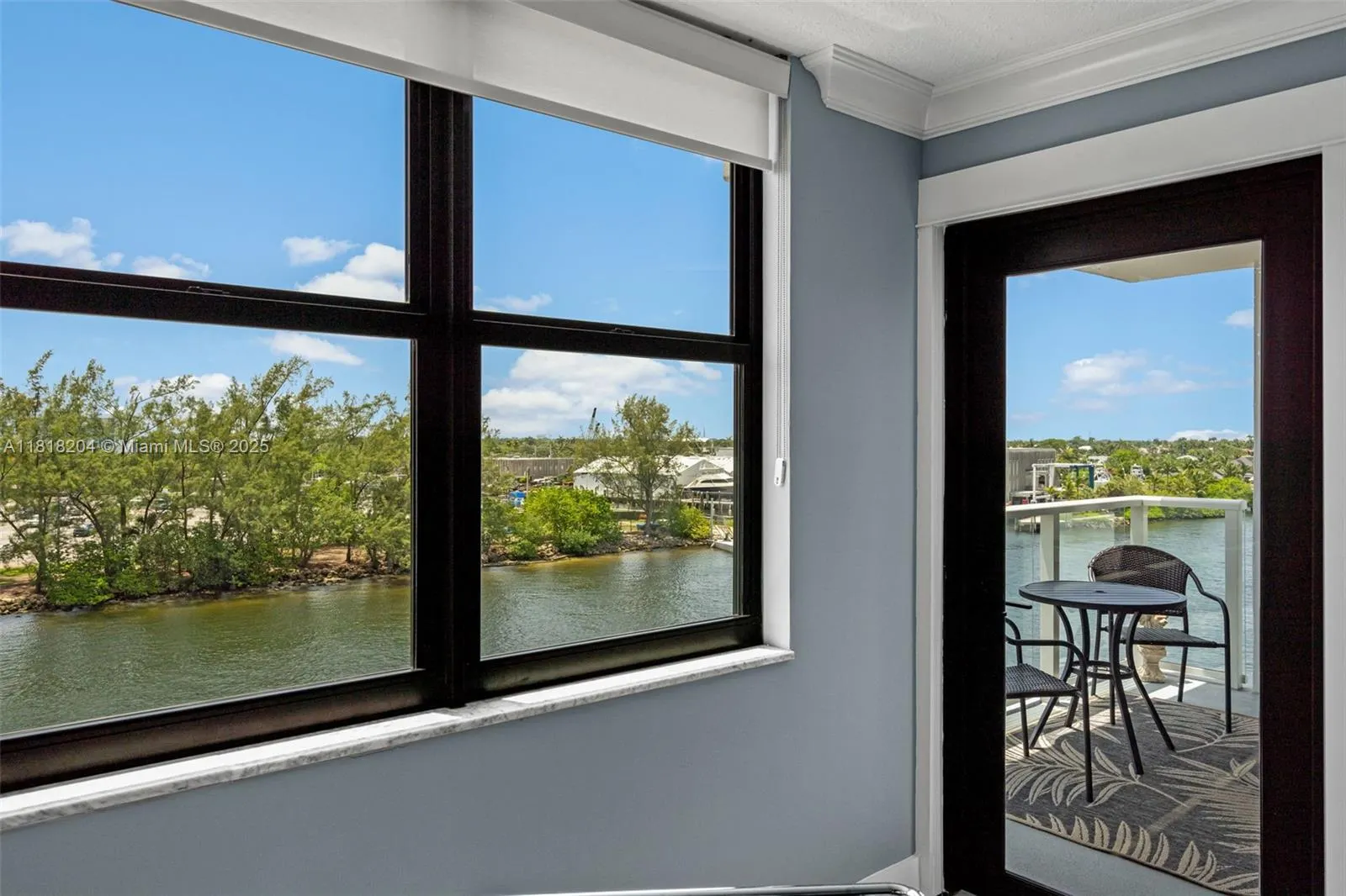 1401 N Riverside Dr, #604