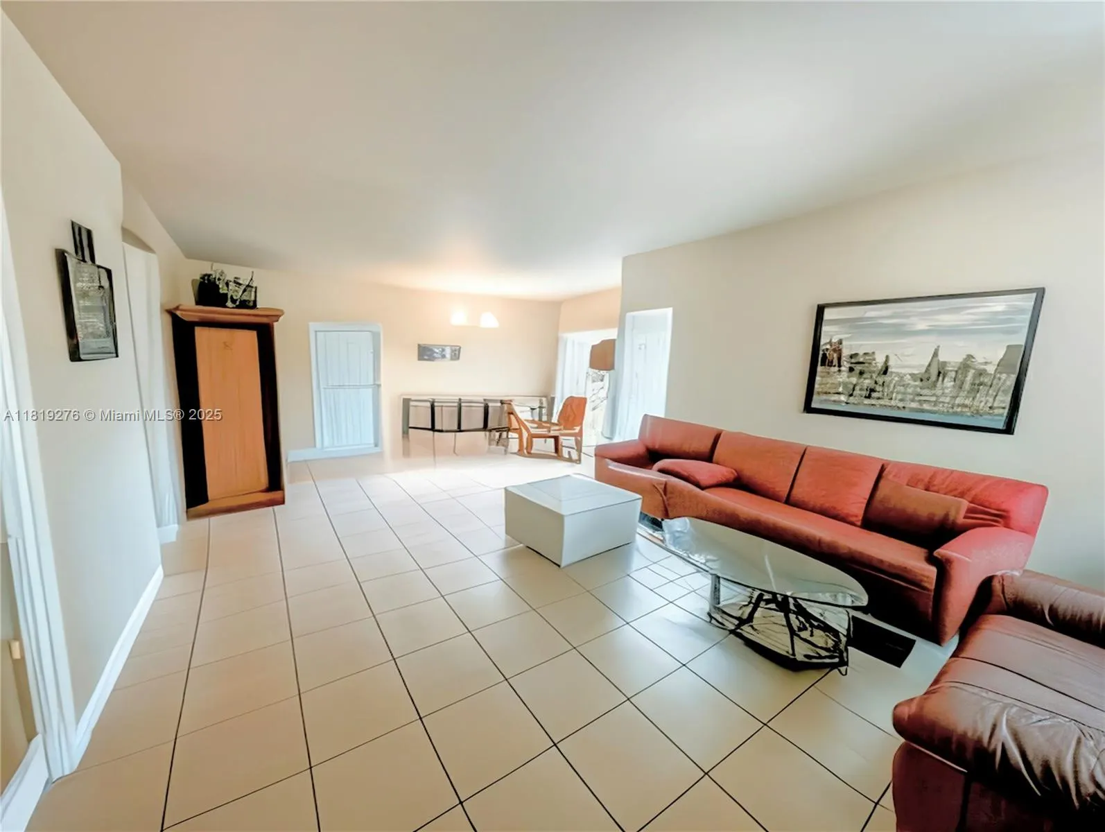 10185 Collins Ave, #609