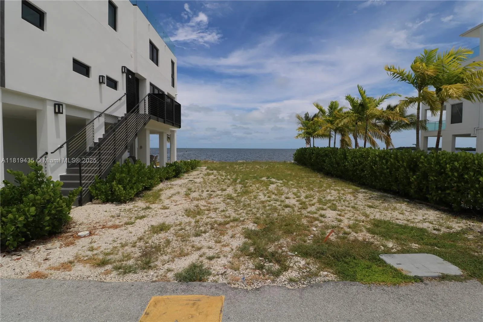 94825 Overseas Hwy #35
