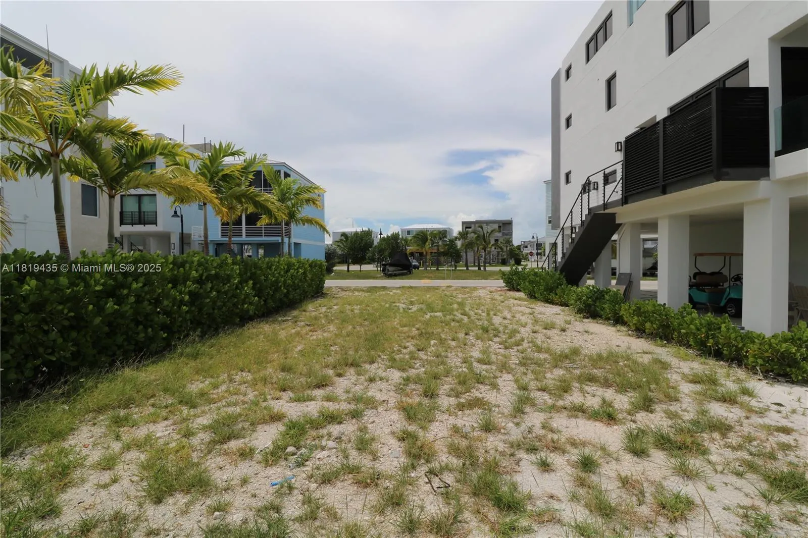 94825 Overseas Hwy #35