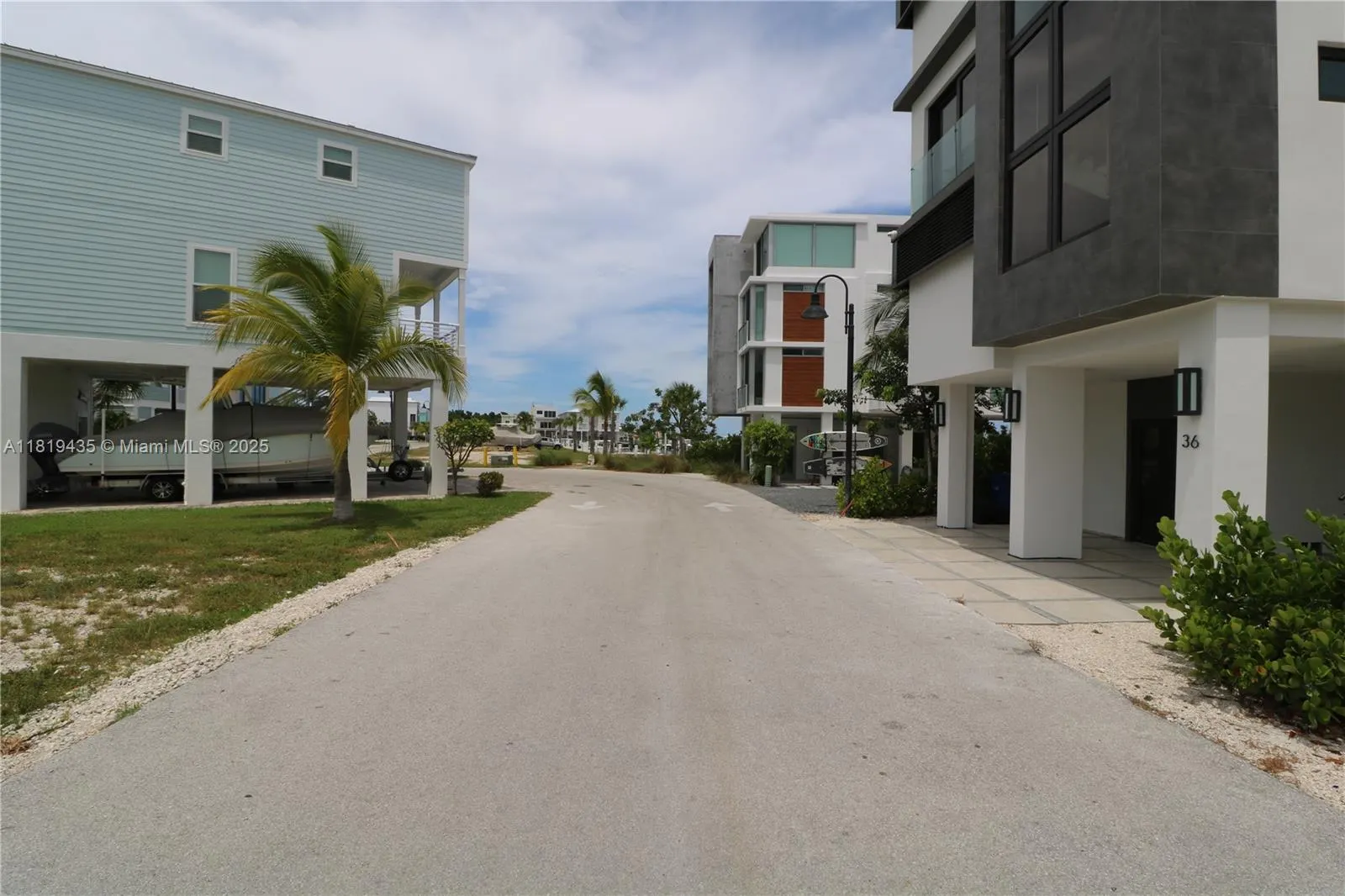 94825 Overseas Hwy #35