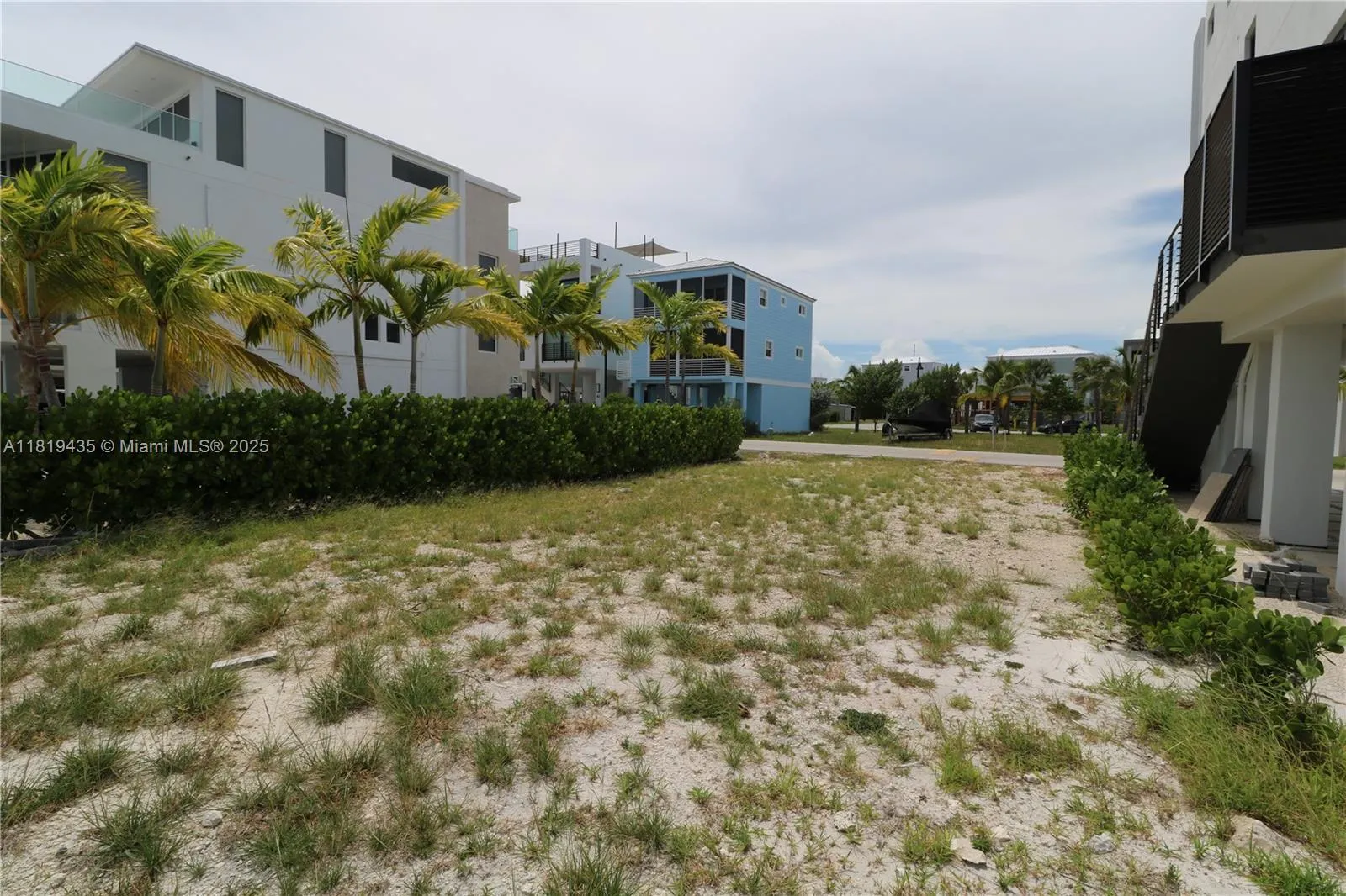 94825 Overseas Hwy #35