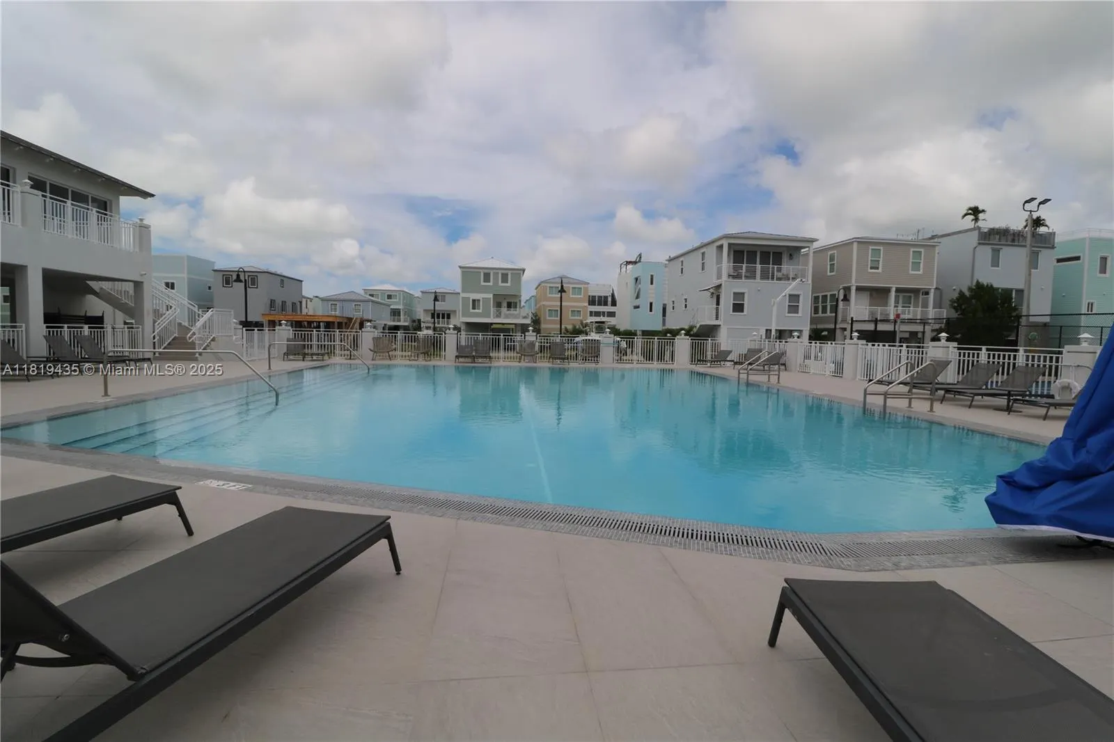 94825 Overseas Hwy #35
