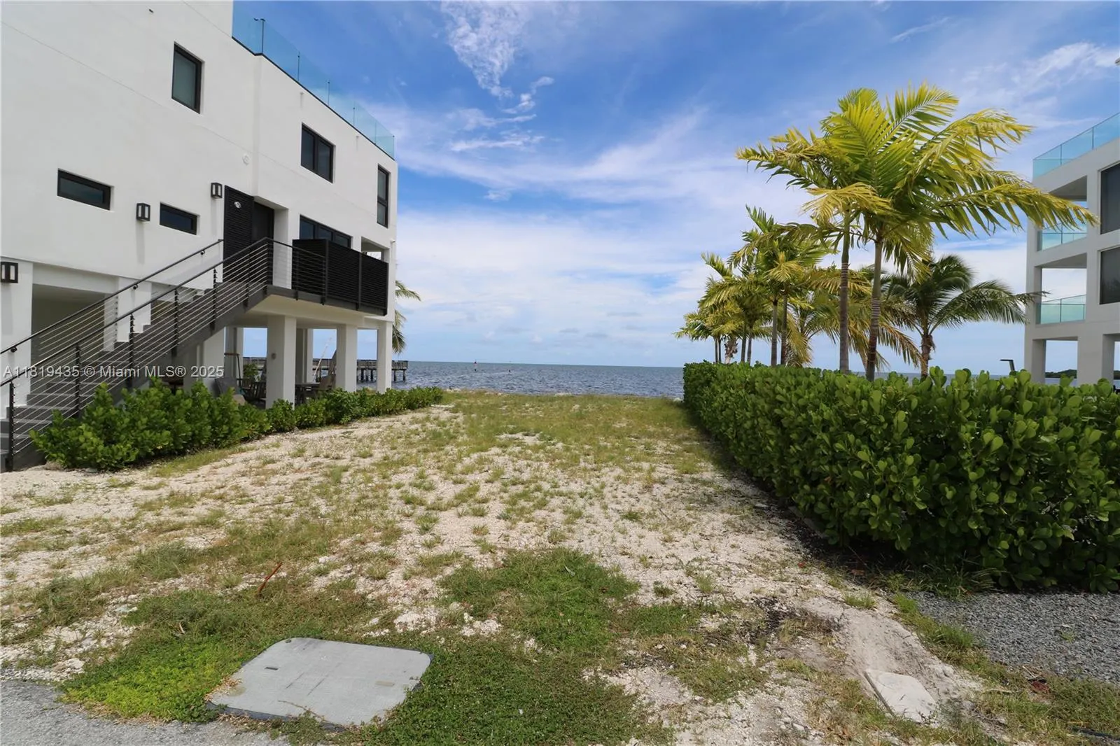 94825 Overseas Hwy #35