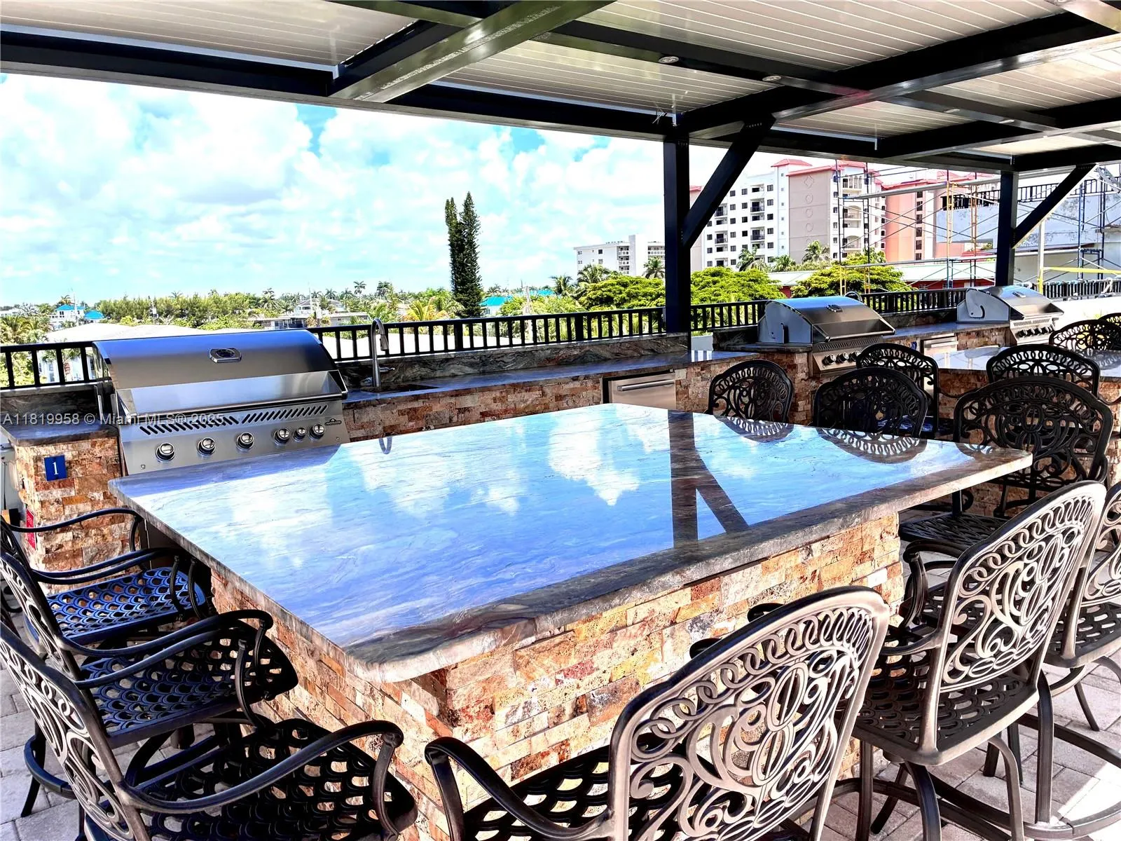 531 N Ocean Blvd, #404