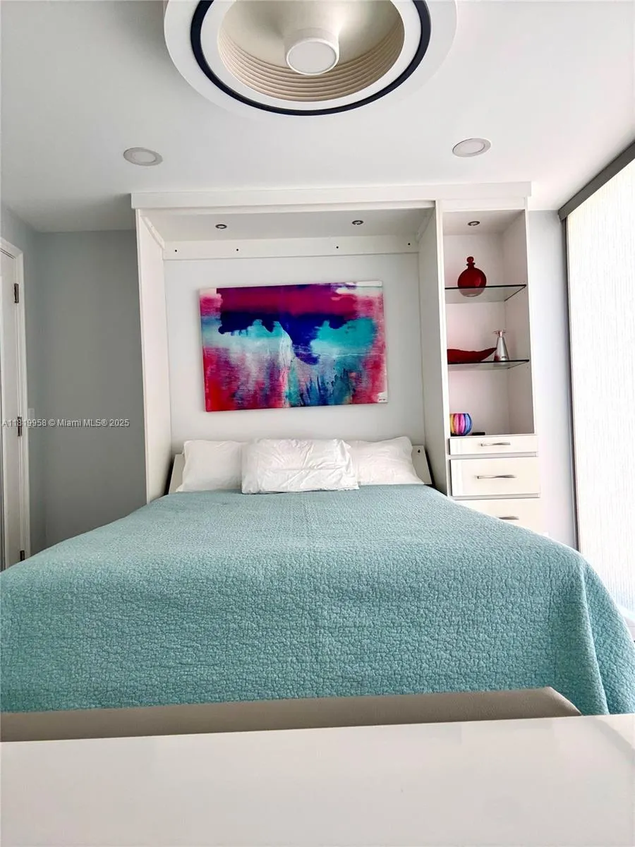 531 N Ocean Blvd, #404