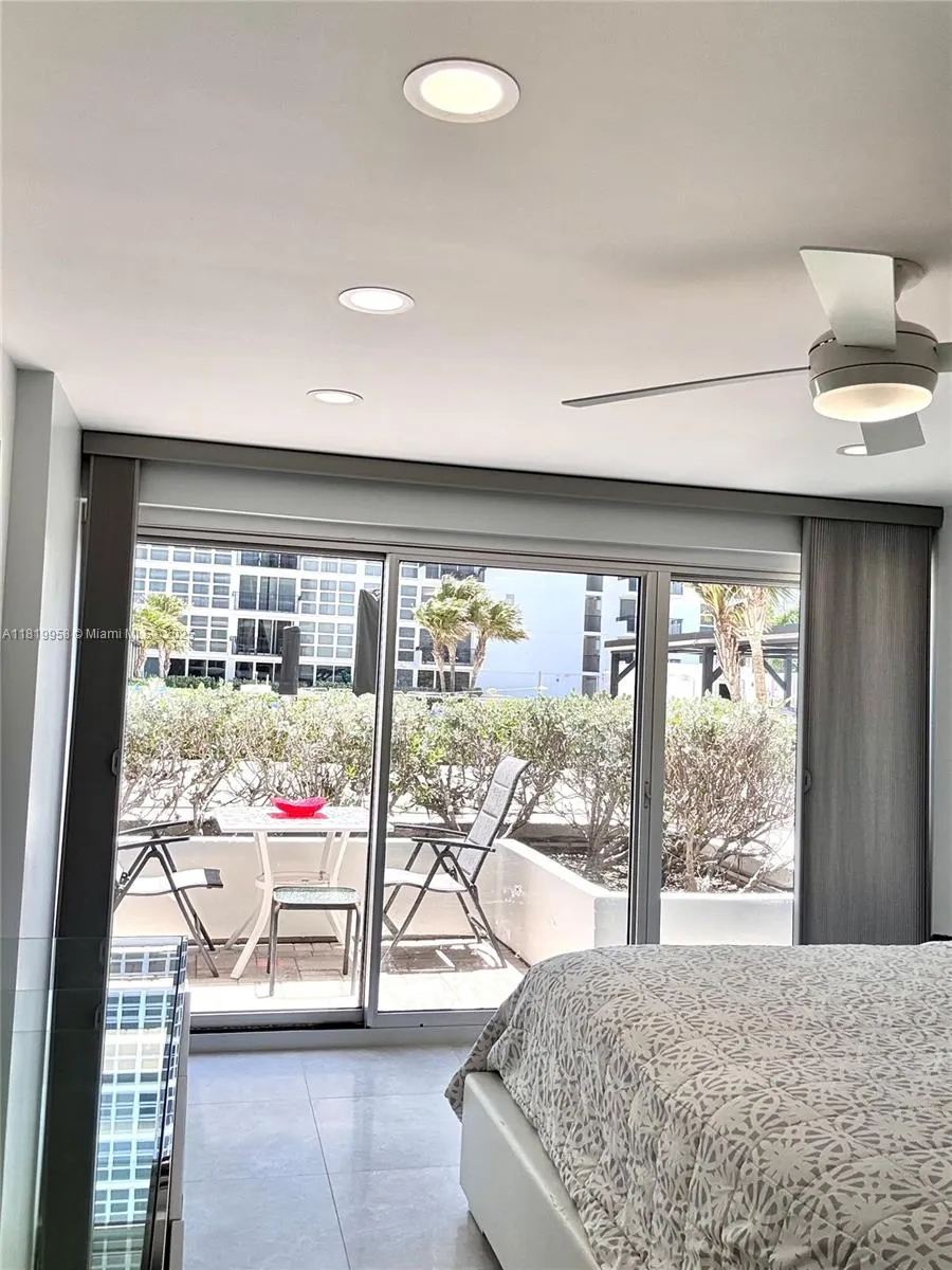 531 N Ocean Blvd, #404