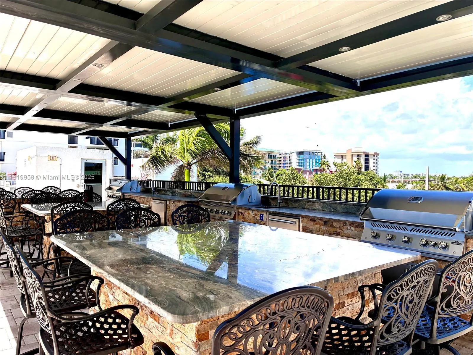 531 N Ocean Blvd, #404