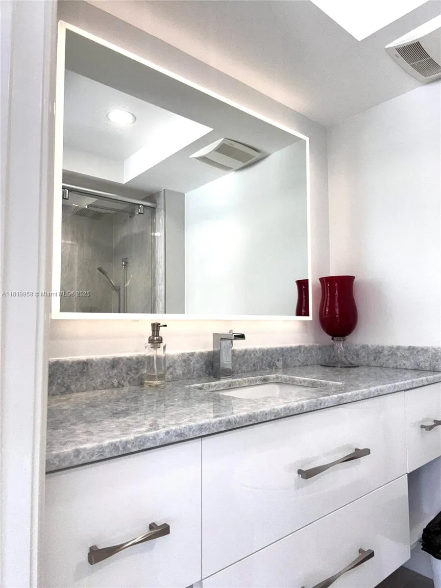 531 N Ocean Blvd, #404